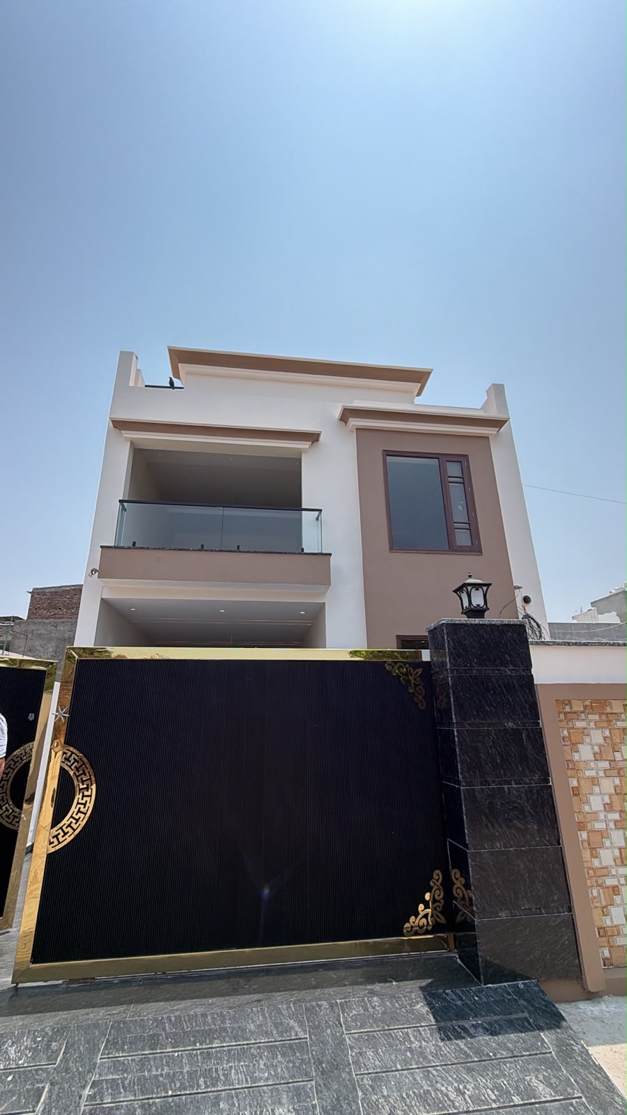 275 gaj (11 marla north facing 25*88   4 bhk house for  sale in jalandhar )